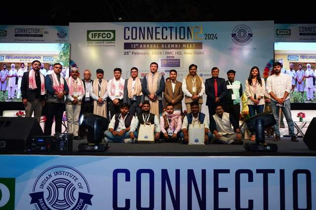 connection-awards03-min