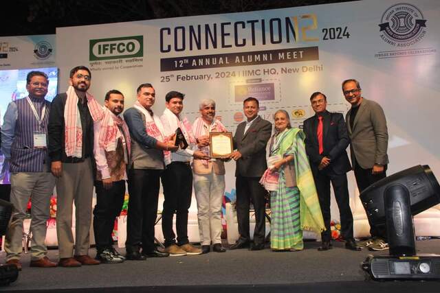 connection-awards04-min